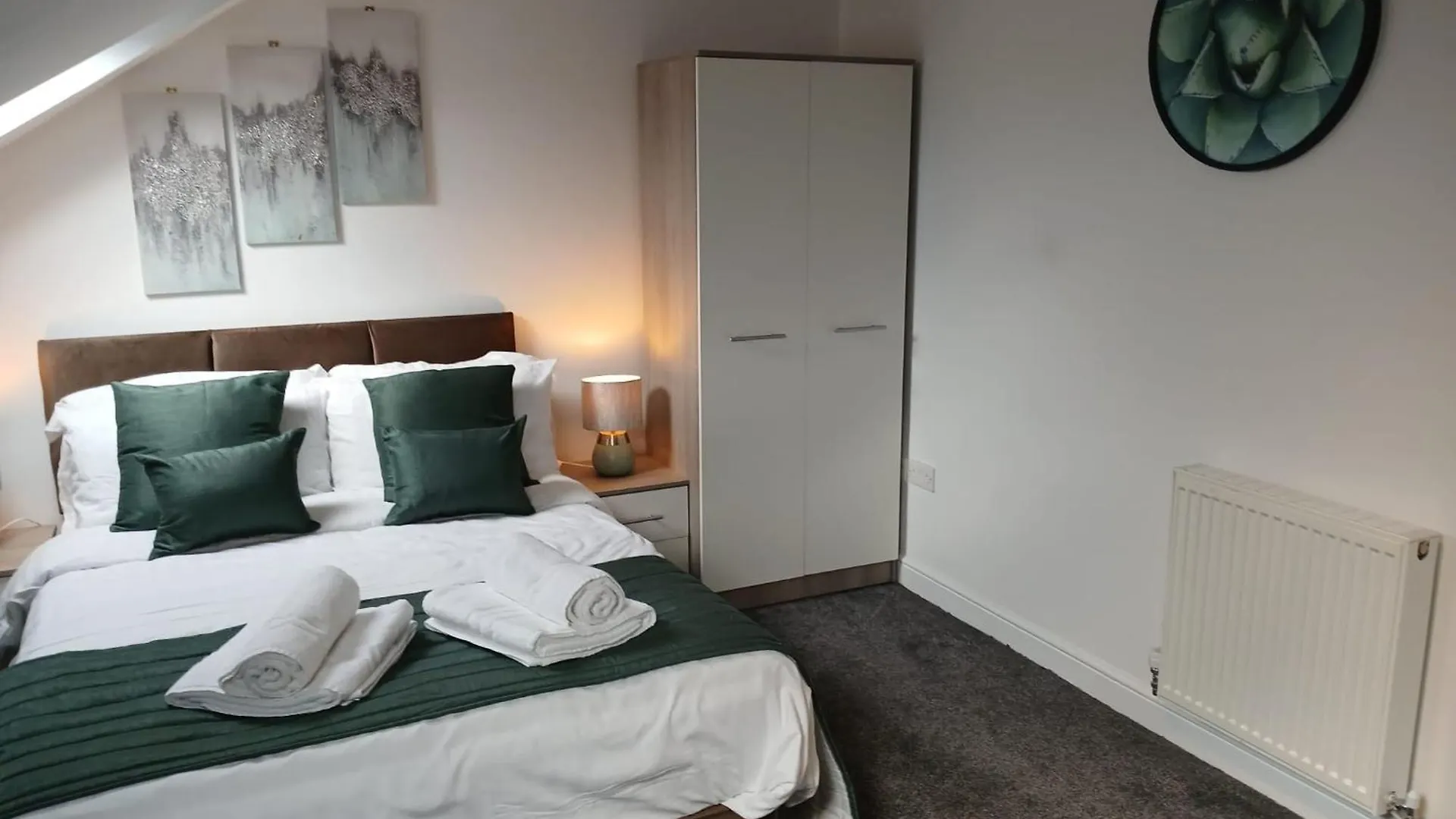 St John'S Newsome Serviced Apartments 哈德斯菲尔德 公寓式酒店